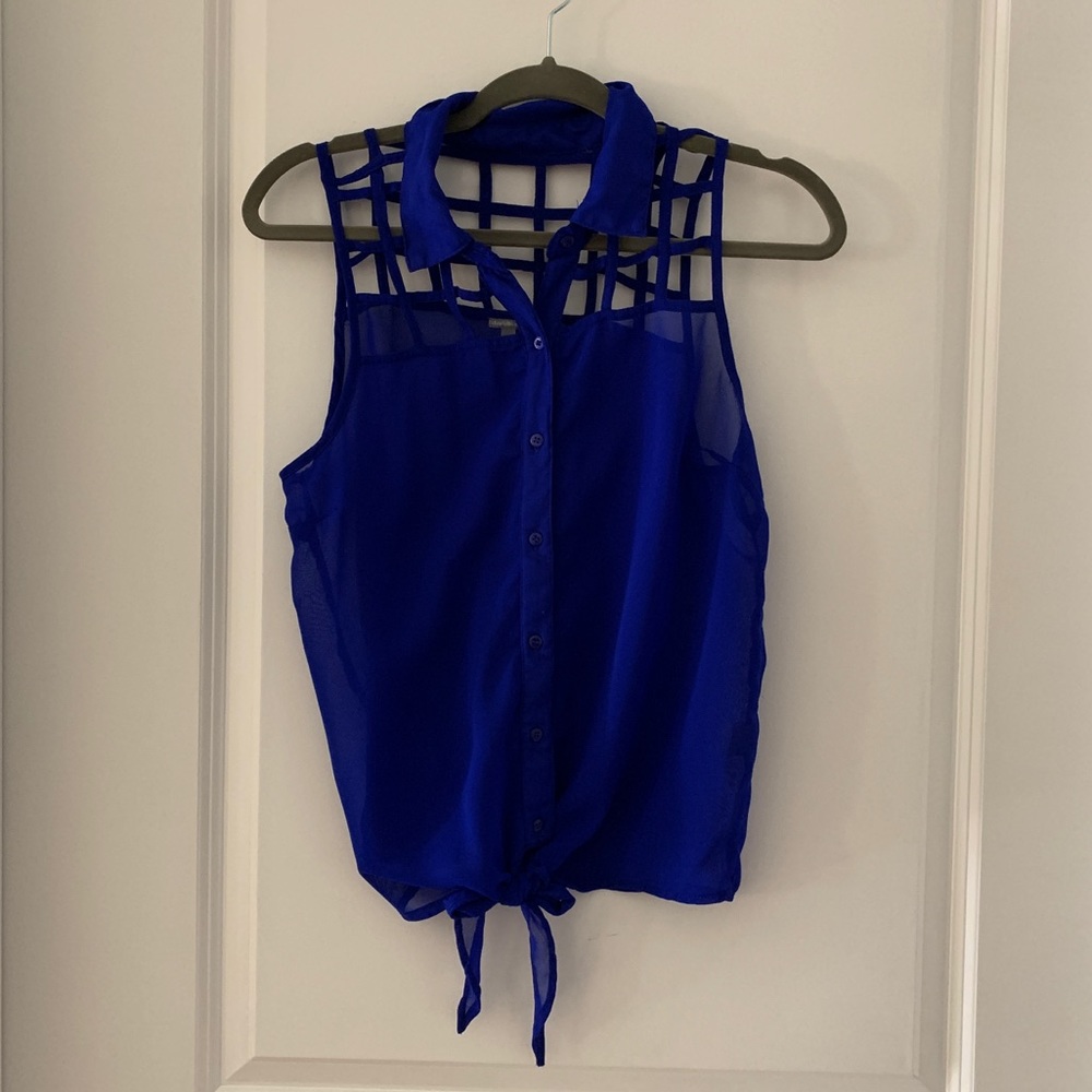 Blue Sleeveless Button Down Front Tie Top